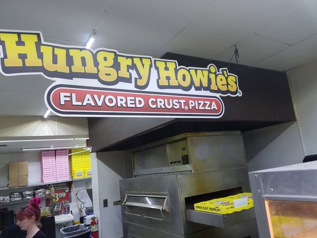 Hungry Howies Pizza | 9945 SE Hwy 42, Summerfield, FL 34491, USA | Phone: (352) 245-8252