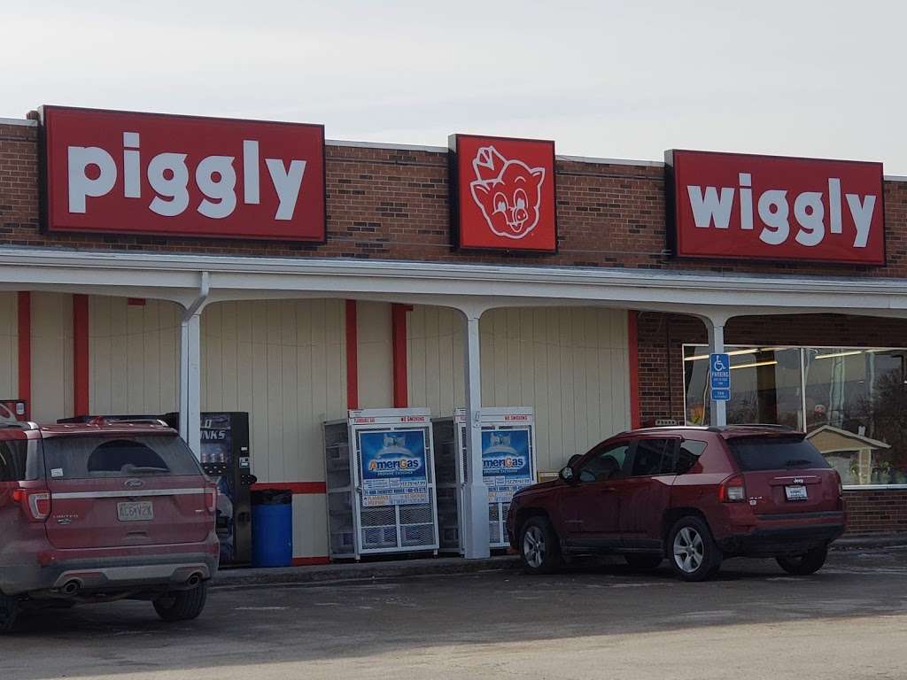Piggly Wiggly | 509 Fairground Ave # 3, Higginsville, MO 64037, USA | Phone: (660) 584-3930