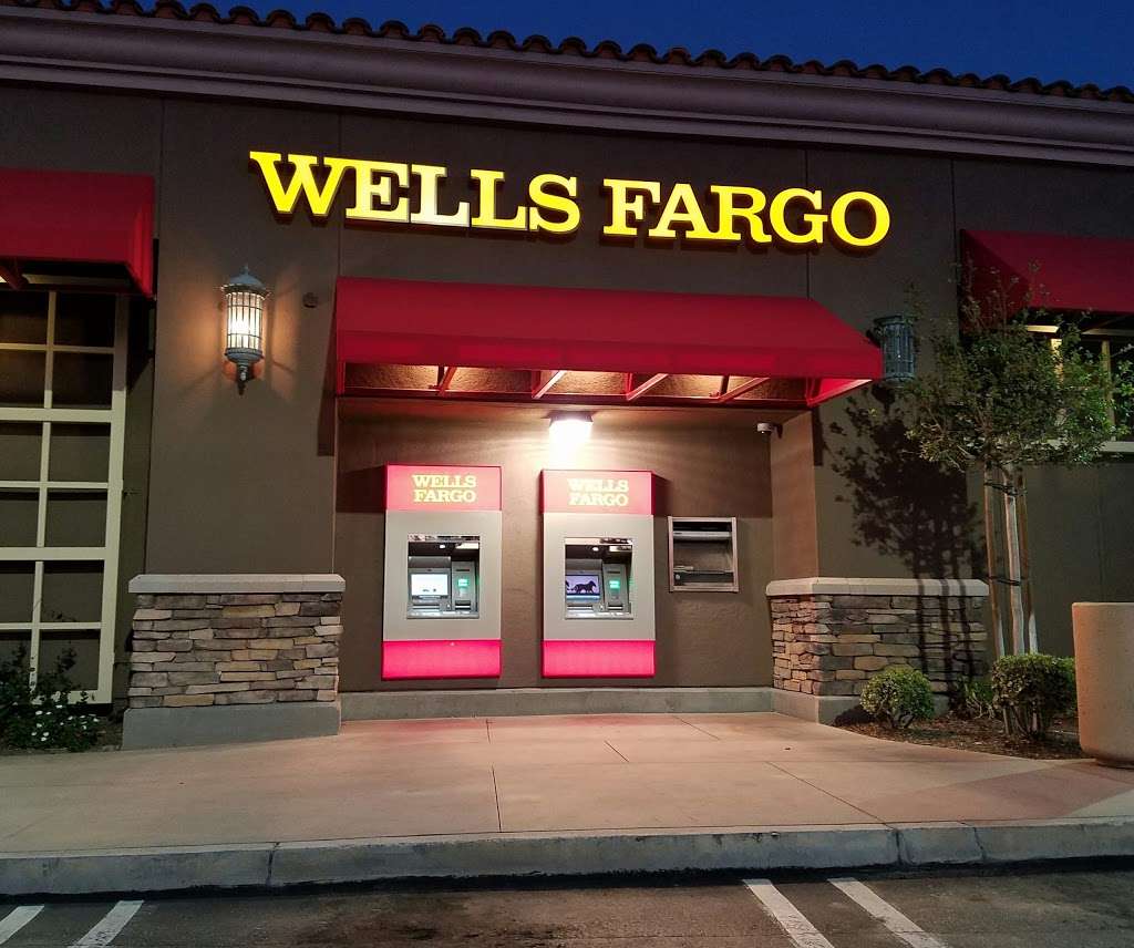 Wells Fargo Bank | 15282 Summit Ave, Fontana, CA 92336, USA | Phone: (909) 803-5500