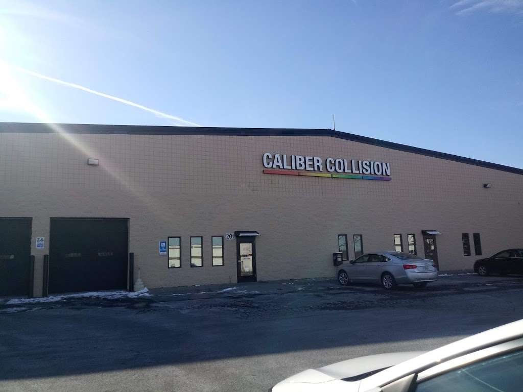 Caliber Collision | 201 Prosperity Dr, Winchester, VA 22602, USA | Phone: (540) 868-8650