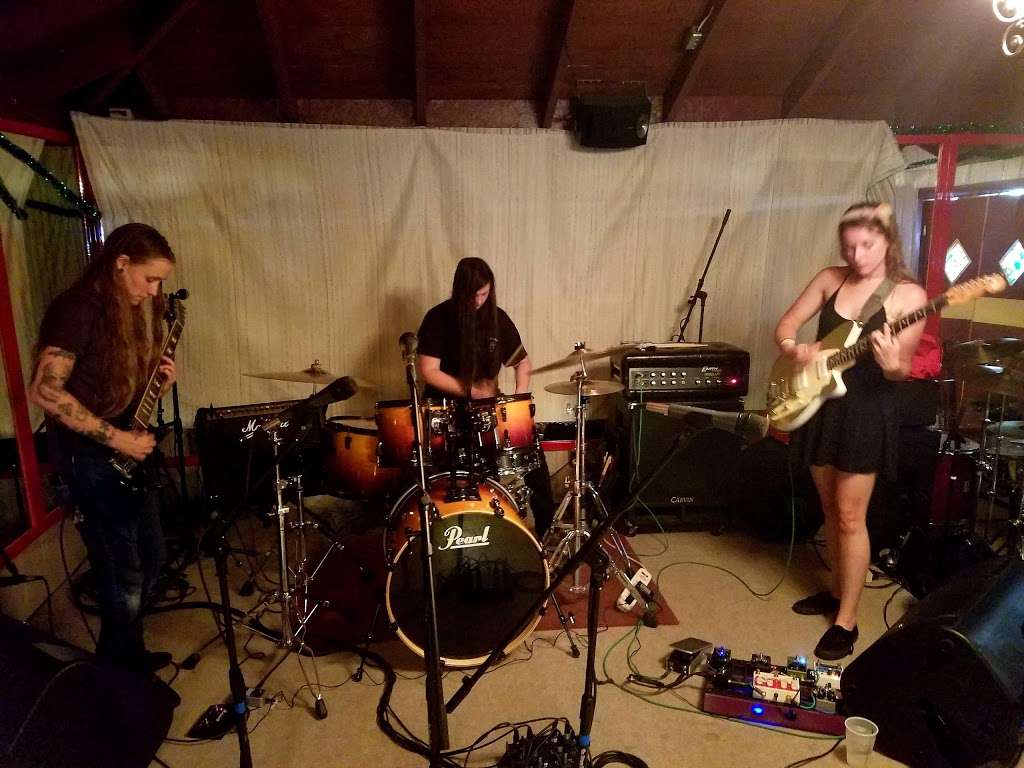 Toms Place | 5027 S White Horse Pike, Egg Harbor City, NJ 08215, USA | Phone: (609) 965-0075 Toms Place | 5027 S White Horse Pike, Egg Harbor City, NJ 08215, USA | Phone: (609) 965-0075