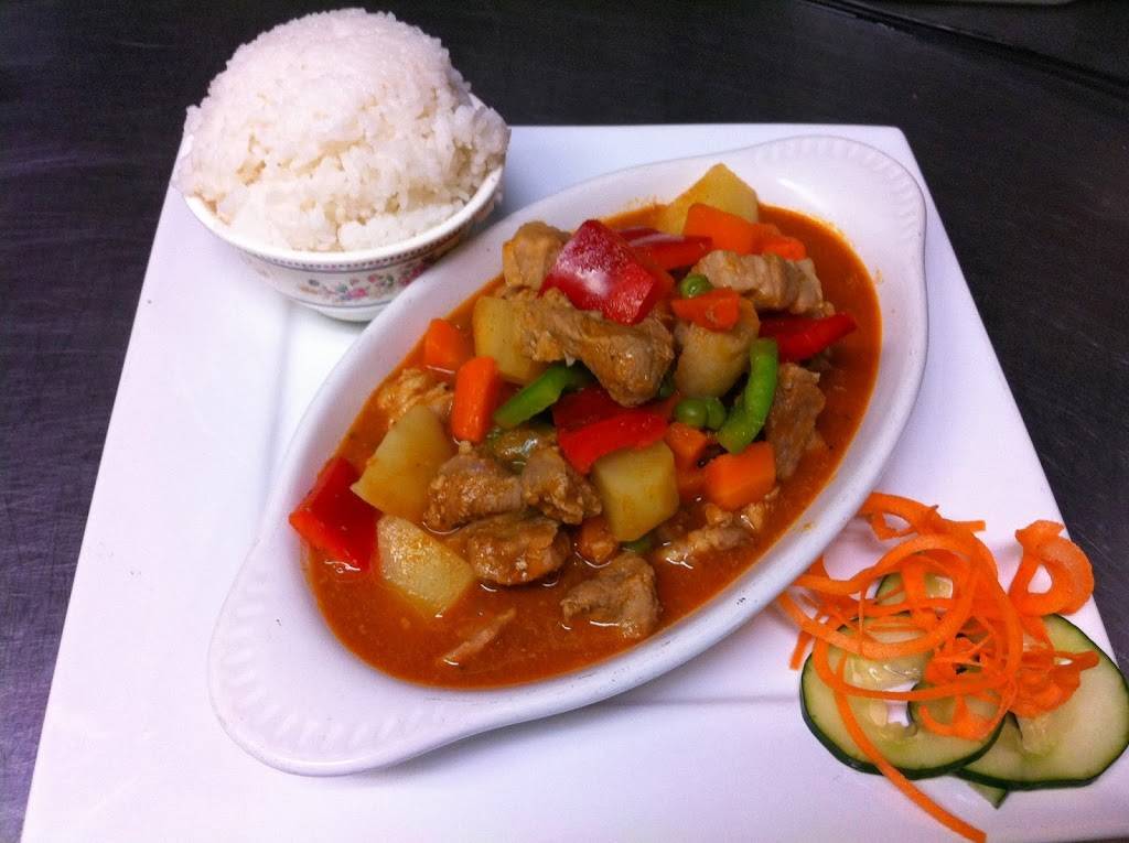 Manila Thai Restaurant | 1540 Wells Rd #11, Orange Park, FL 32073, USA | Phone: (904) 579-4507