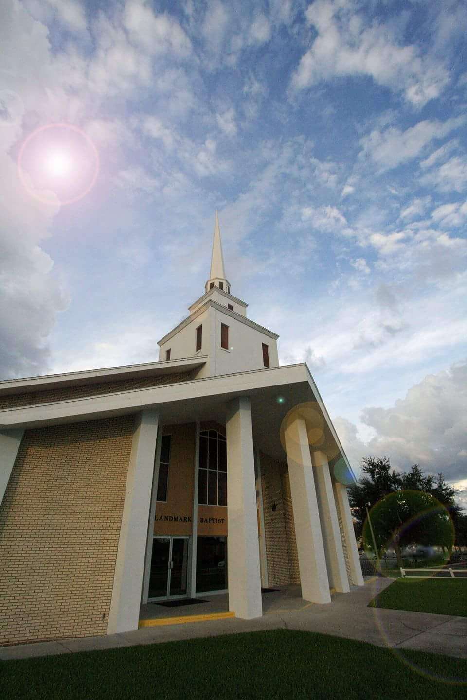 Landmark Baptist Church | 2020 E Hinson Ave, Haines City, FL 33844, USA | Phone: (863) 422-2037