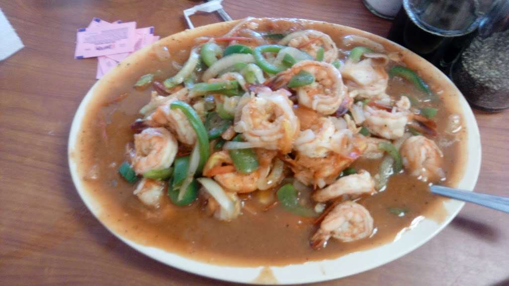 Mannies Seafood Restaurant | 8520 Gulf Fwy, Houston, TX 77017, USA | Phone: (713) 641-5003