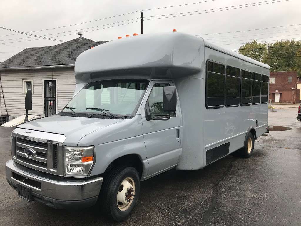 Capital City Transit LLC | 3421 W Washington St, Indianapolis, IN 46222, USA | Phone: (317) 813-5800