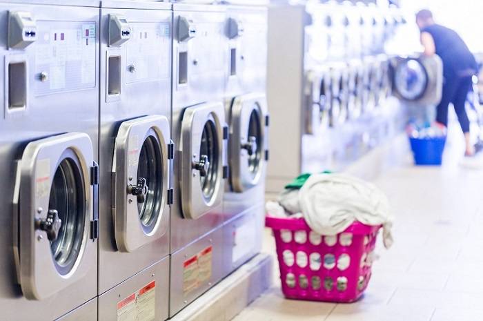 Ado Family Coin Laundry-Discount Store | 119 SW 16th Ave, Miami, FL 33135, USA | Phone: (305) 644-0304