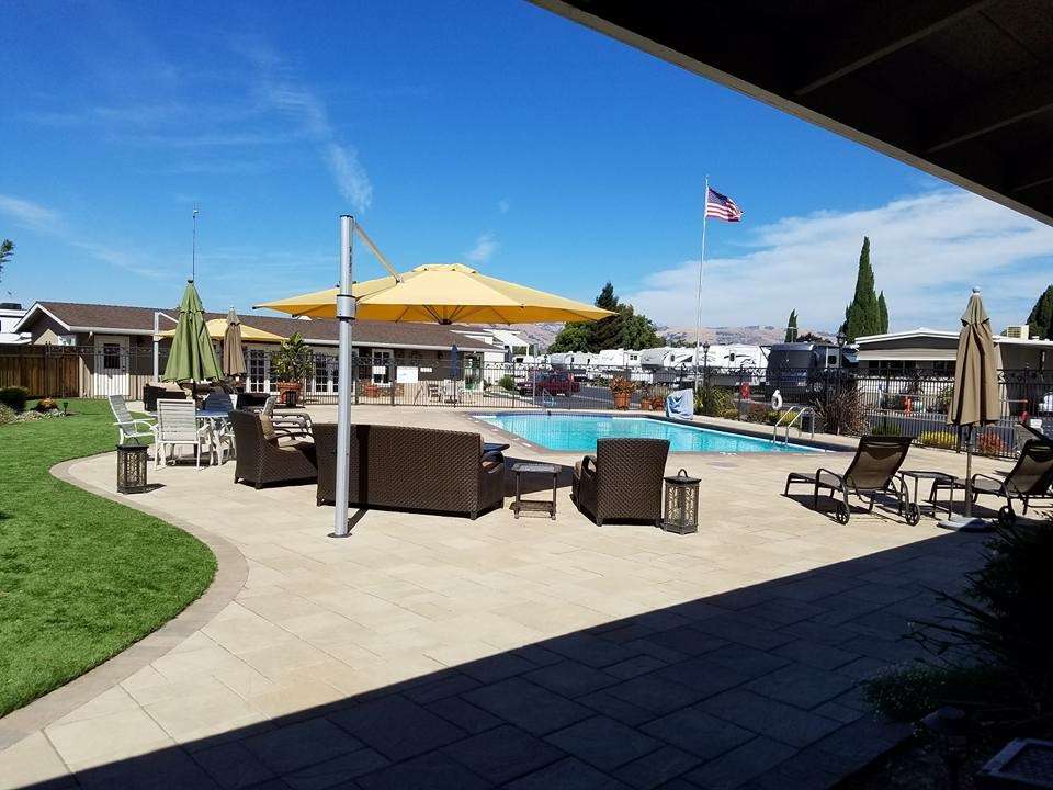 Trailer Tel RV Park | 1212 Oakland Rd, San Jose, CA 95112, USA | Phone: (408) 453-3535