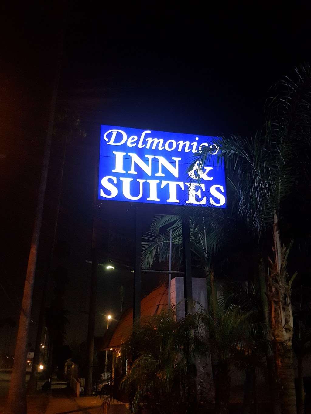 Delmonico Motel | 13055 San Fernando Rd, Sylmar, CA 91342 | Phone: (818) 367-5824