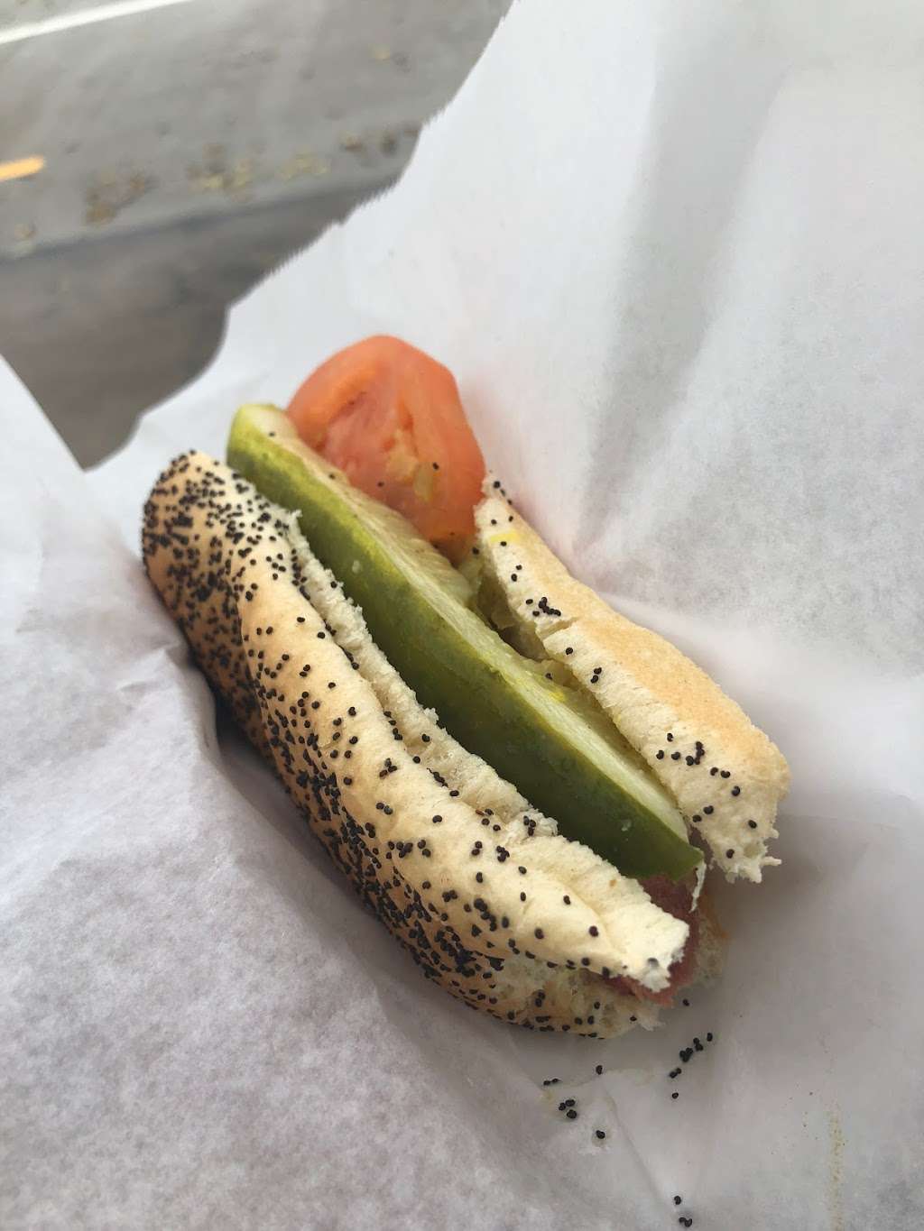 Kim and Carlos Hotdog Cart | 499 E McFetridge Dr, Chicago, IL 60605