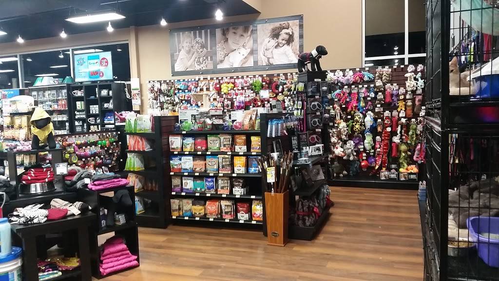 Pet Valu | 630 Euclid Ave Ste 140, Lexington, KY 40502, USA | Phone: (859) 447-8024