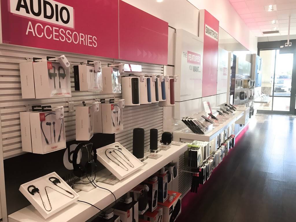 T-Mobile | 8112 Talbert Ave Unit 101, Huntington Beach, CA 92646, USA | Phone: (714) 843-6559