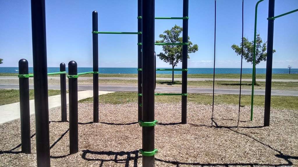 Burnham Park Outdoor Fitness Station | Chicago, IL 60653, USA