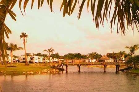 Tropical Gardens RV Park & Resort | 609 24th St, San Leon, TX 77539 | Phone: (281) 339-1729