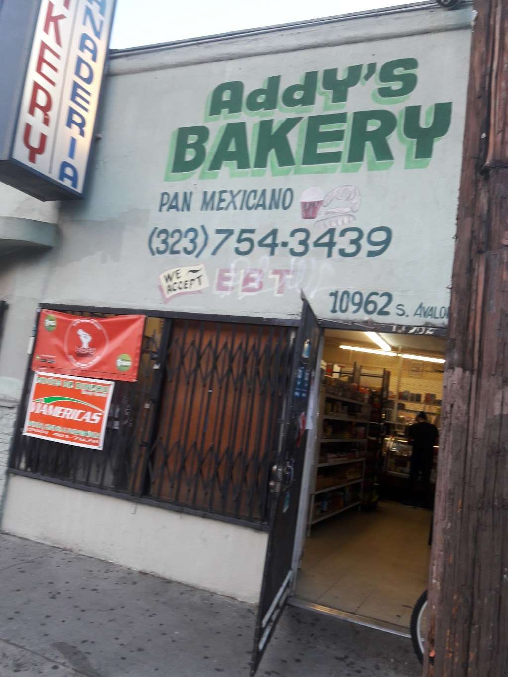 La Suerte Bakery | 10960 S Avalon Blvd, Los Angeles, CA 90061, USA | Phone: (323) 754-3439