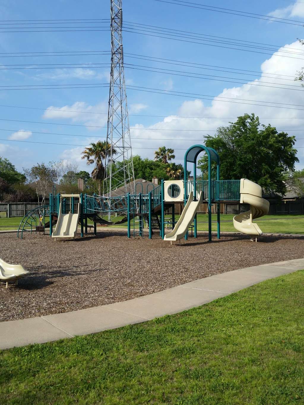 Fountain Lake Park | 10611-, 10751 Fountain Lake Dr, Stafford, TX 77477, USA | Phone: (281) 261-3922