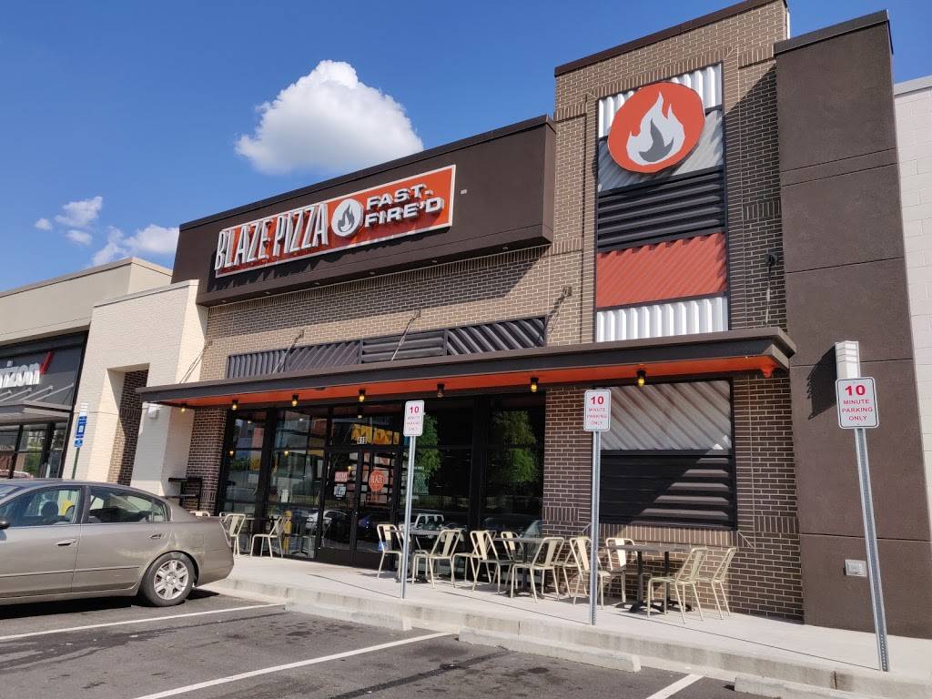 Blaze Pizza | 540 17th St NW #410, Atlanta, GA 30318, USA | Phone: (404) 991-3318