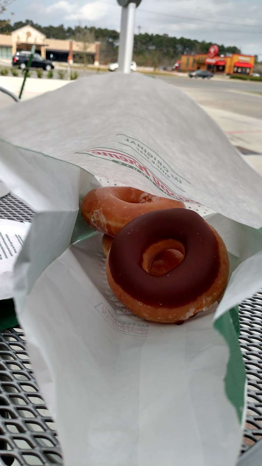 Krispy Kreme | 8410 Farm to Market 1960 Bypass Rd W, Humble, TX 77338, USA | Phone: (346) 323-7220