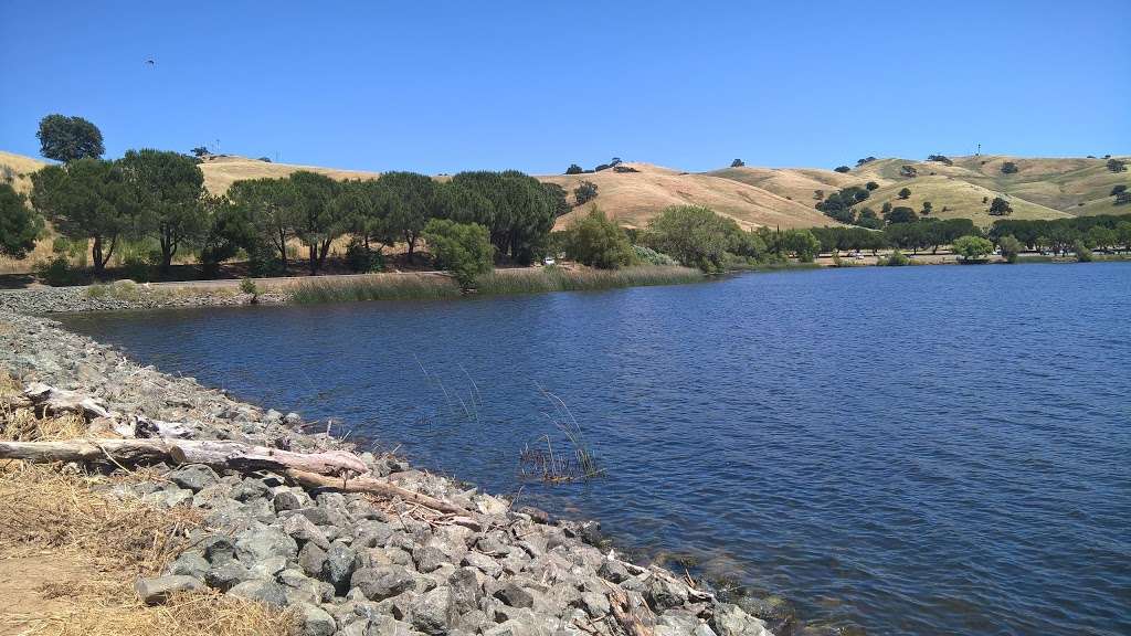 Lagoon Valley Reservoir | Lagoon Valley Rd, Vacaville, CA 95687, USA