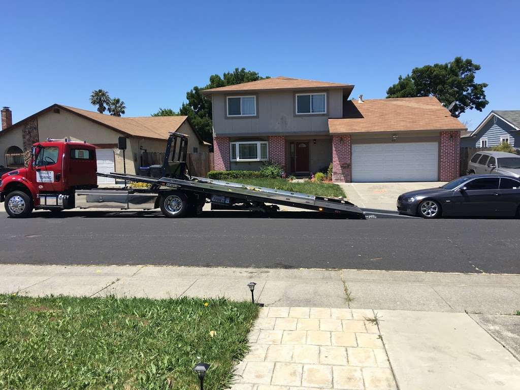 Tri-City Towing | 2920 Industrial Ct #1, Fairfield, CA 94533 | Phone: (707) 421-0404