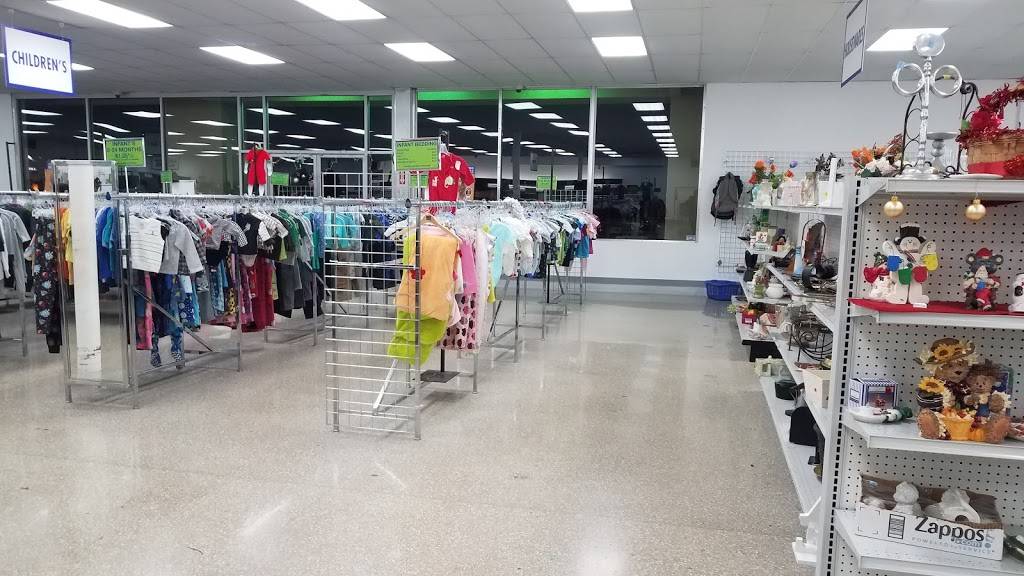 Goodwill Retail Store of St. Louis – Bayless Rd. | 4271 Bayless Ave, St. Louis, MO 63123, USA | Phone: (314) 544-0014