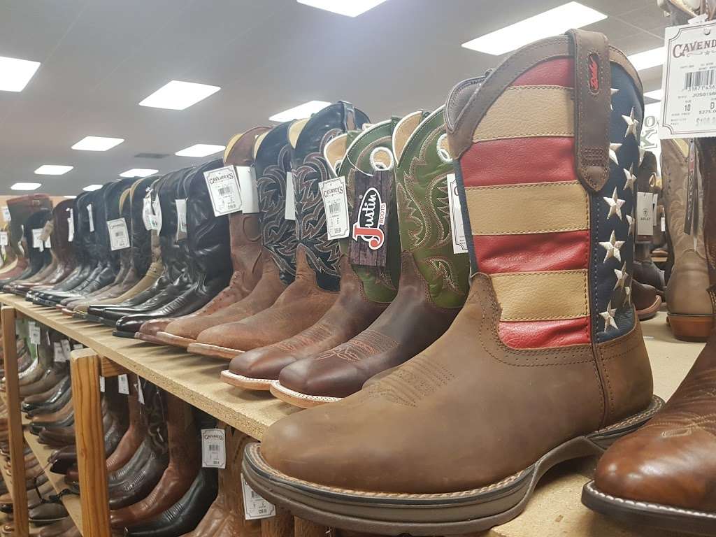 Cavenders Boot City | 20835 Gulf Fwy, Webster, TX 77598, USA | Phone: (281) 338-4040