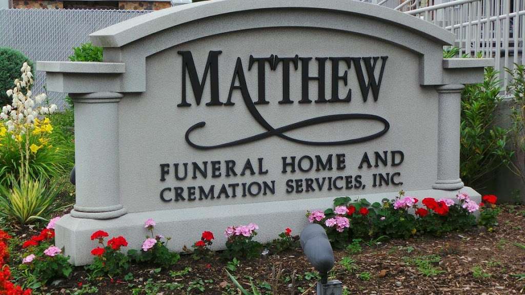 Matthew Funeral Home Inc | 2508 Victory Blvd, Staten Island, NY 10314, USA | Phone: (718) 761-5544