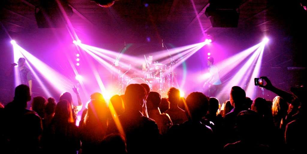 WWJD CHURCH | 11000 NW 92nd Terrace, Miami, FL 33178, USA | Phone: (305) 884-4500