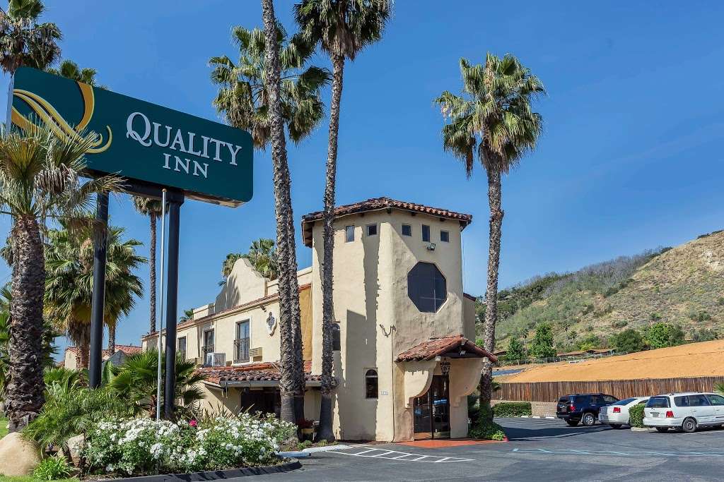 Quality Inn Fallbrook I-15 | 3135 Old Hwy 395, Fallbrook, CA 92028, USA | Phone: (760) 723-2888