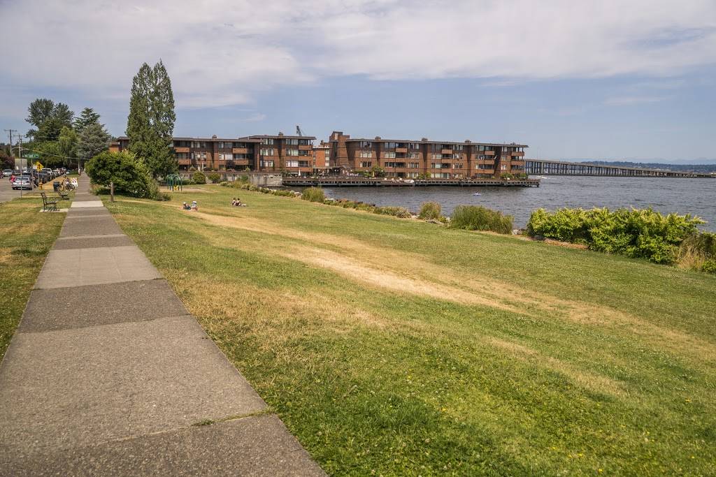 Madison Park North Beach | 2300 43rd Ave E, Seattle, WA 98112, USA | Phone: (206) 684-4075