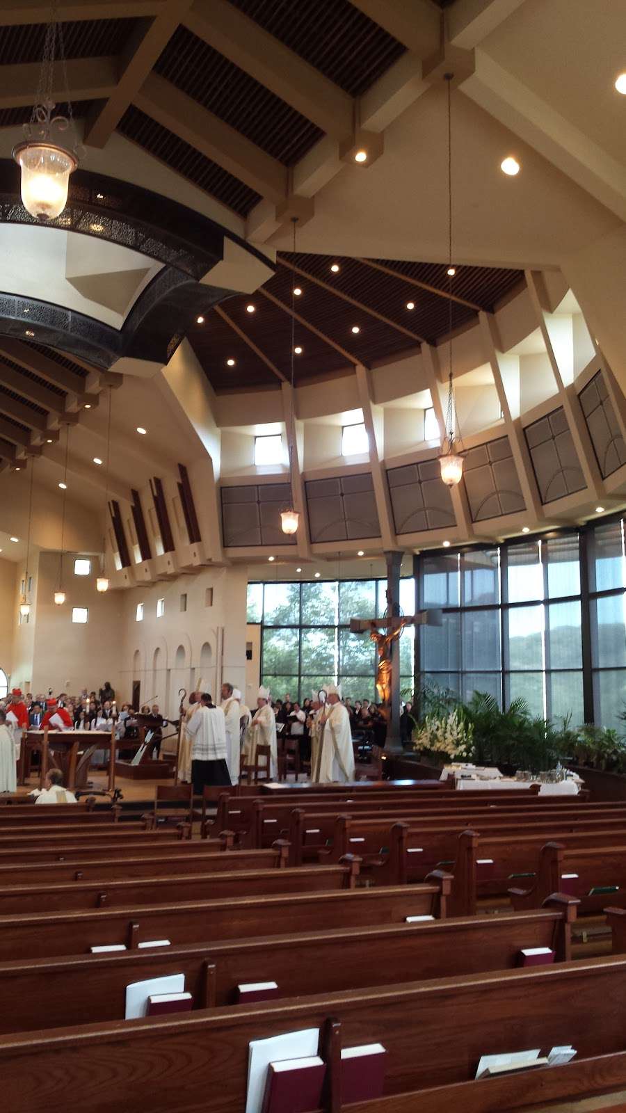 St Therese of Carmel Catholic Church | 4355 Del Mar Trails Rd, San Diego, CA 92130, USA | Phone: (858) 481-3232