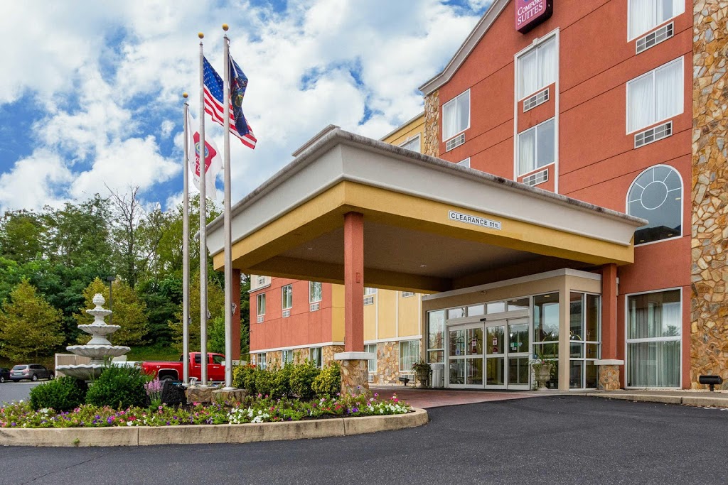 Comfort Suites Near Gettysburg Battlefield Visitor Center | 945 Baltimore Pike, Gettysburg, PA 17325, USA | Phone: (717) 334-6715