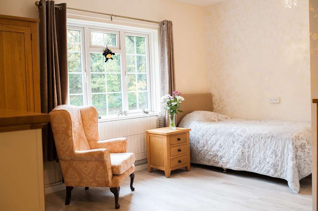 Wolfe House Care Home | Wolfe House, Wolfs Row, Oxted RH8 0EB, UK | Phone: 01883 716627