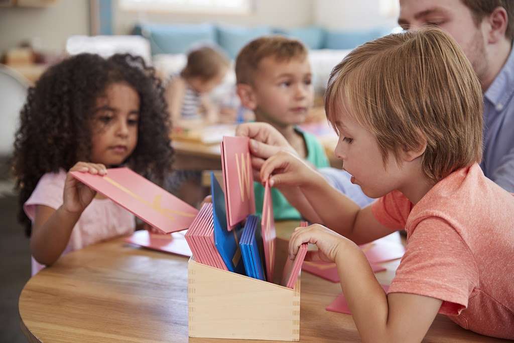 Montessori Childrens House of Scottsdale | 12001 E Shea Blvd, Scottsdale, AZ 85259, USA | Phone: (480) 339-9139