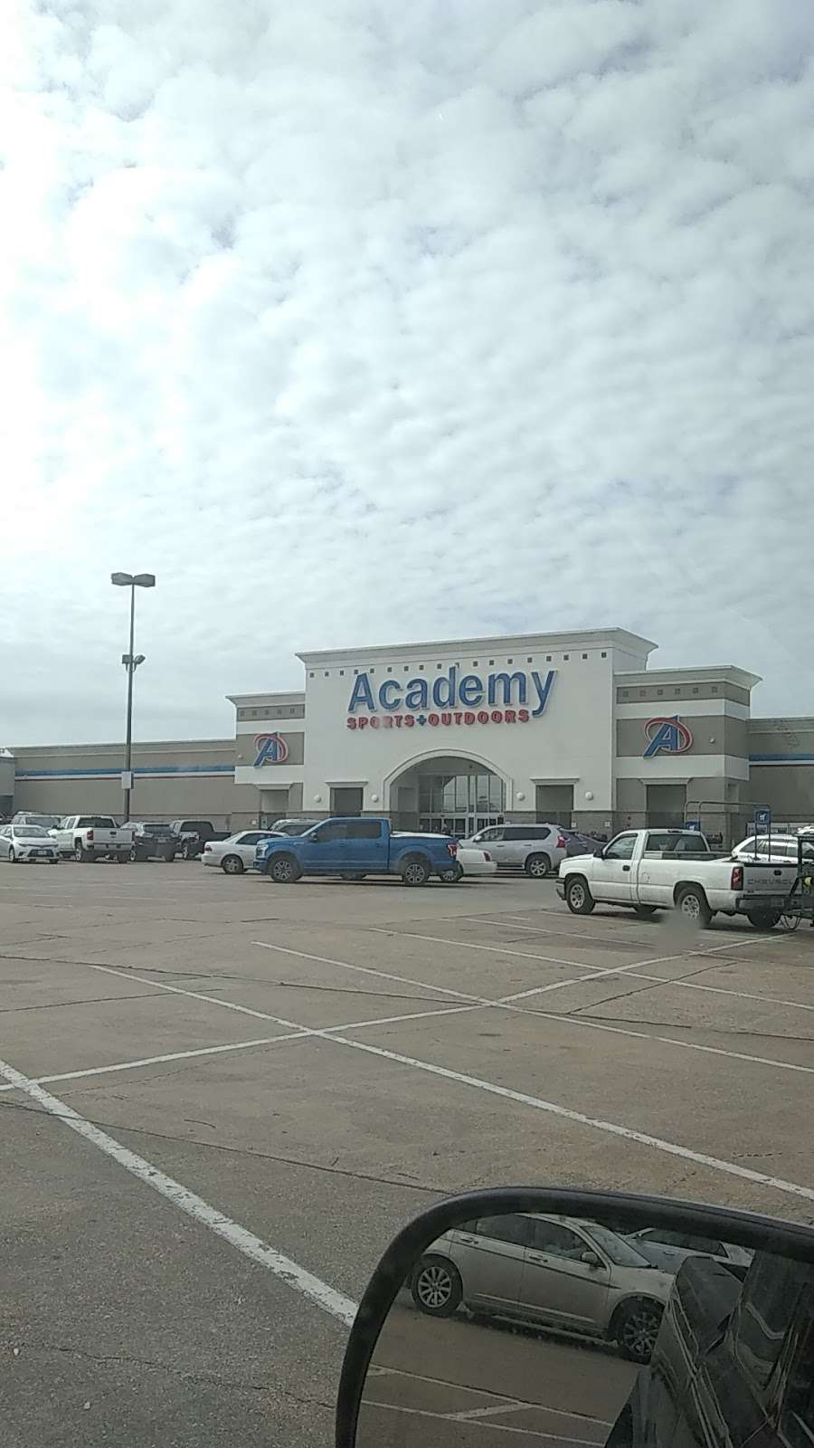 Academy Sports + Outdoors | 1414 N Loop 336 W, Conroe, TX 77304, USA | Phone: (936) 523-4500