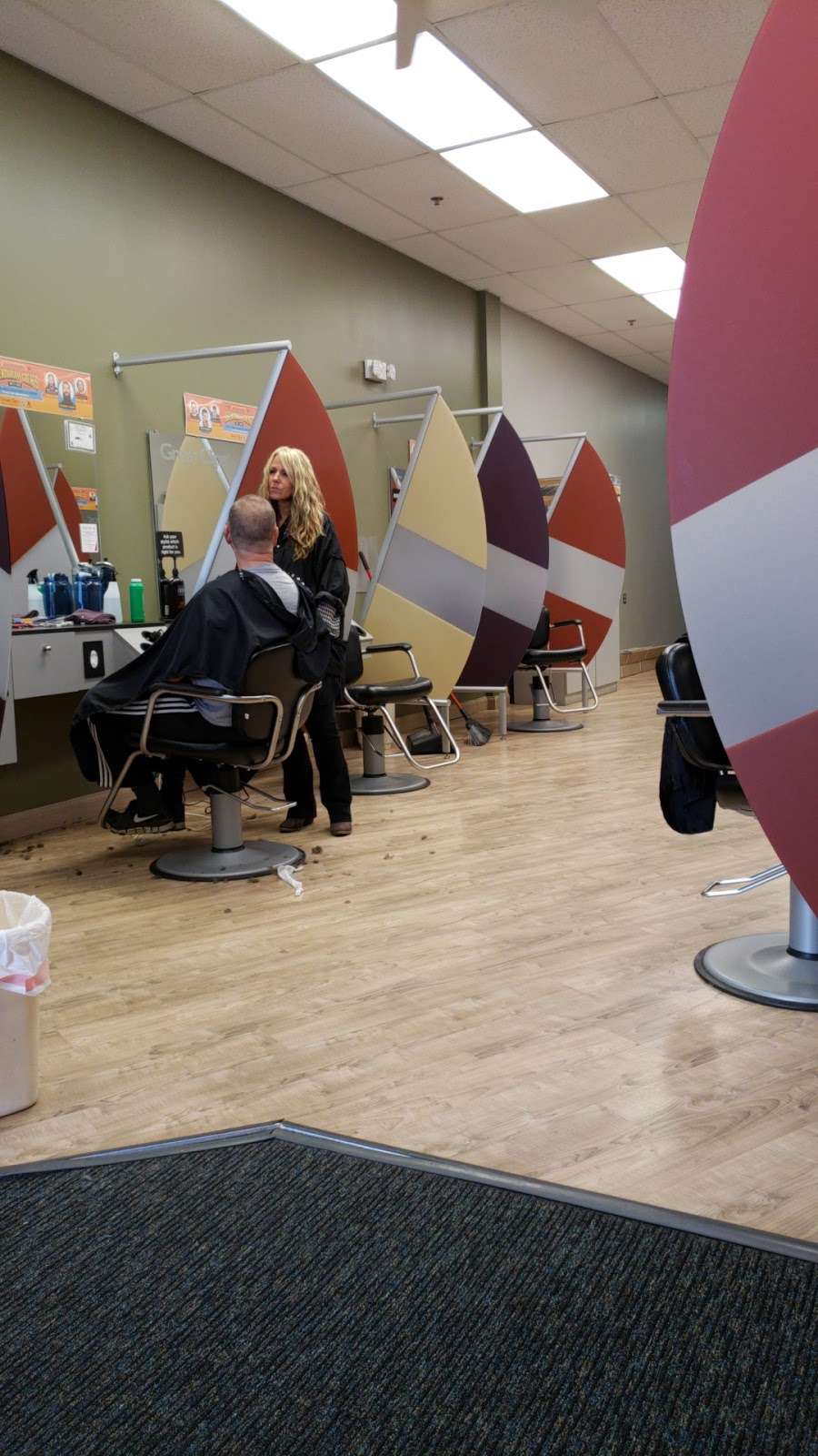 Great Clips | 626 Randall Rd, South Elgin, IL 60177, USA | Phone: (847) 214-9080
