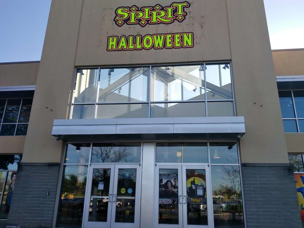Spirit Halloween | 400 W, NJ-38 #1175, Moorestown, NJ 08057, USA | Phone: (866) 586-0155