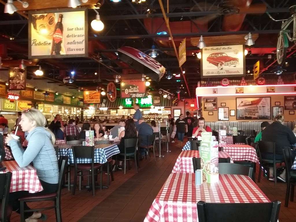 Portillos Hot Dogs | 7308 W Lawrence Ave, Harwood Heights, IL 60706, USA | Phone: (872) 484-1919