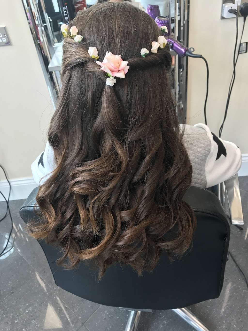 Laura.hairandbeauty Enfield | High Beech, 12a Eversley Park Rd, London N21 1NS, UK | Phone: 07990 948906