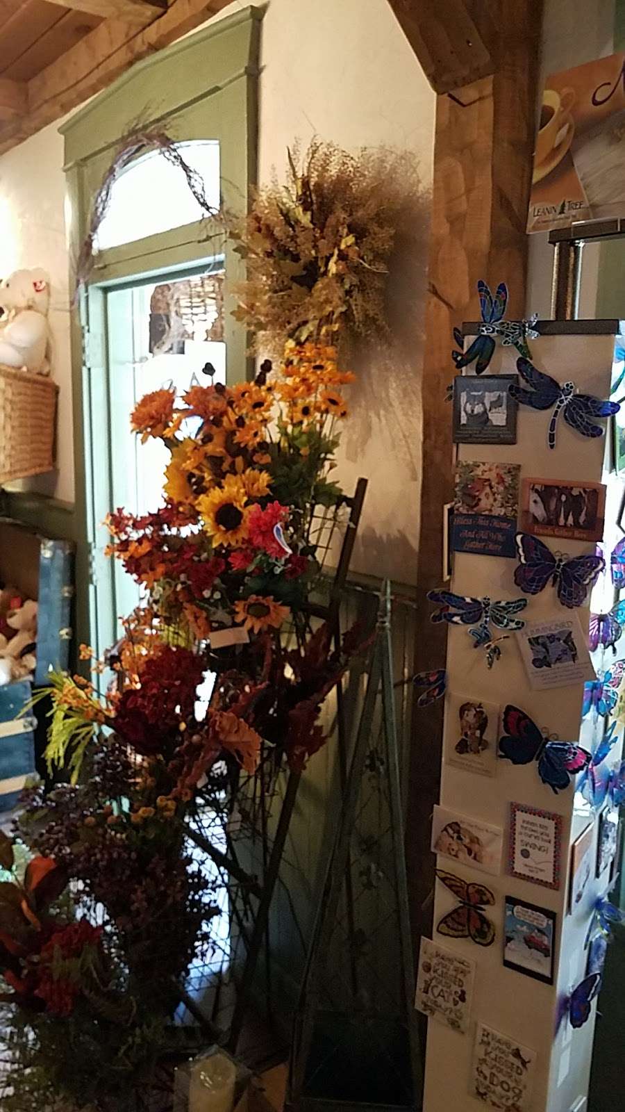 Neffsville Flower Shoppe | 2700 Lititz Pike, Lancaster, PA 17601 | Phone: (717) 569-1801