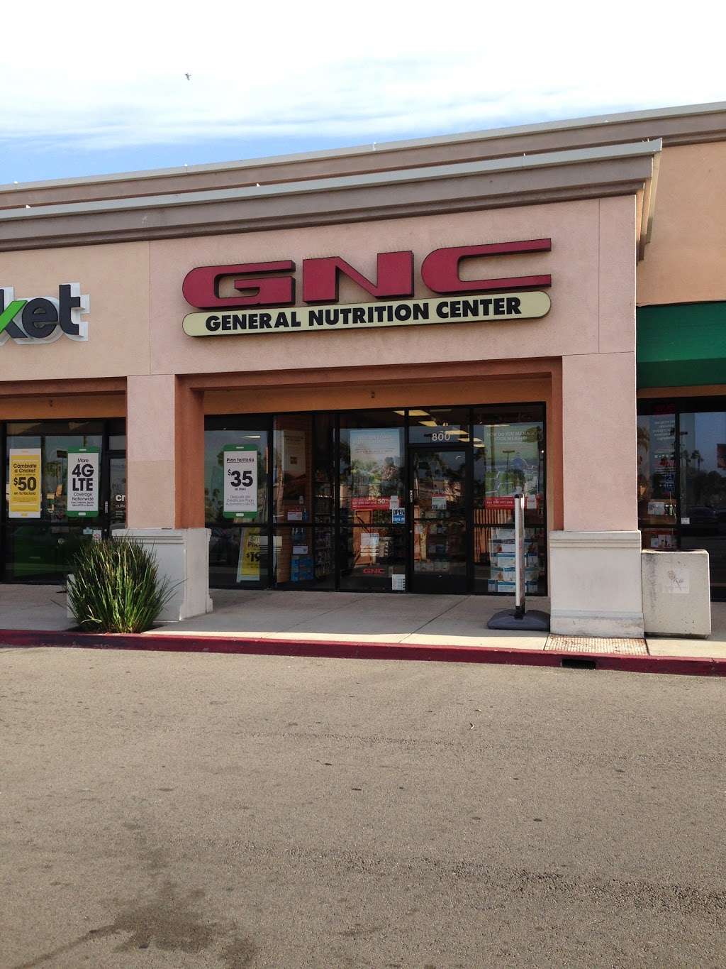 GNC | 1941 N Rose Ave Suite 800, Oxnard, CA 93030, USA | Phone: (805) 485-7422