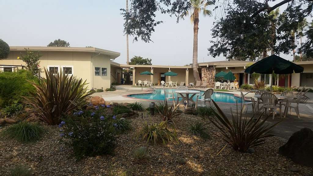 Tropics Mobile Home Park | 33000 Almaden Blvd, Union City, CA 94587, USA | Phone: (510) 471-8550