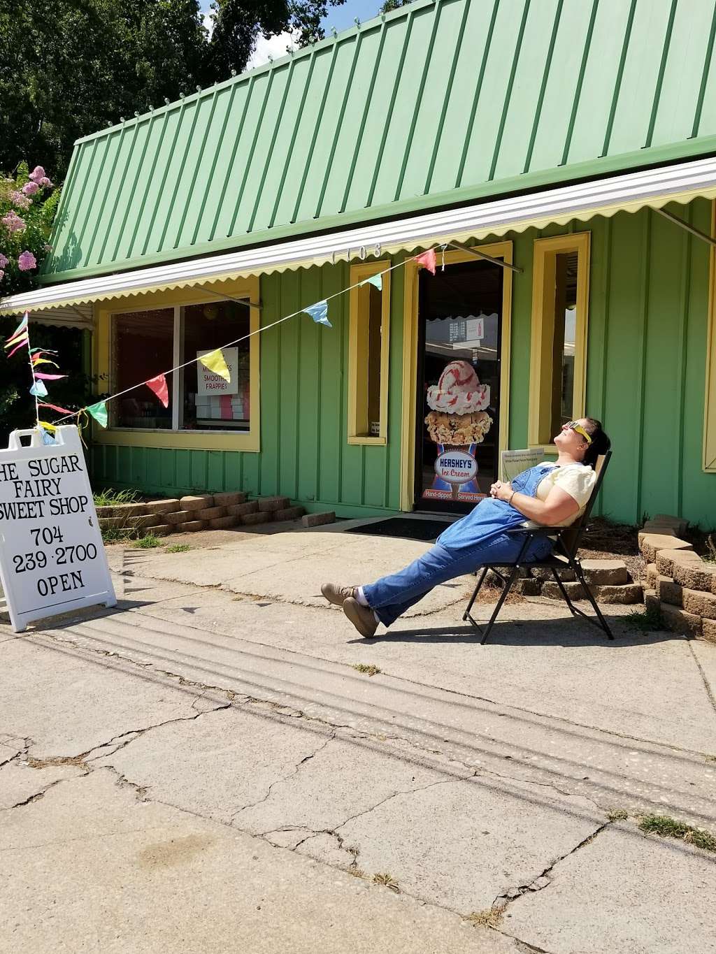 The Sugar Fairy Sweet Shop | 1108 Salisbury Ave, Spencer, NC 28159, USA | Phone: (704) 239-2700