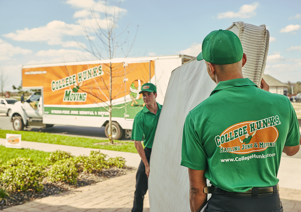 College Hunks Hauling Junk and Moving | 13850 C Plaza, Omaha, NE 68144, USA | Phone: (402) 807-2560