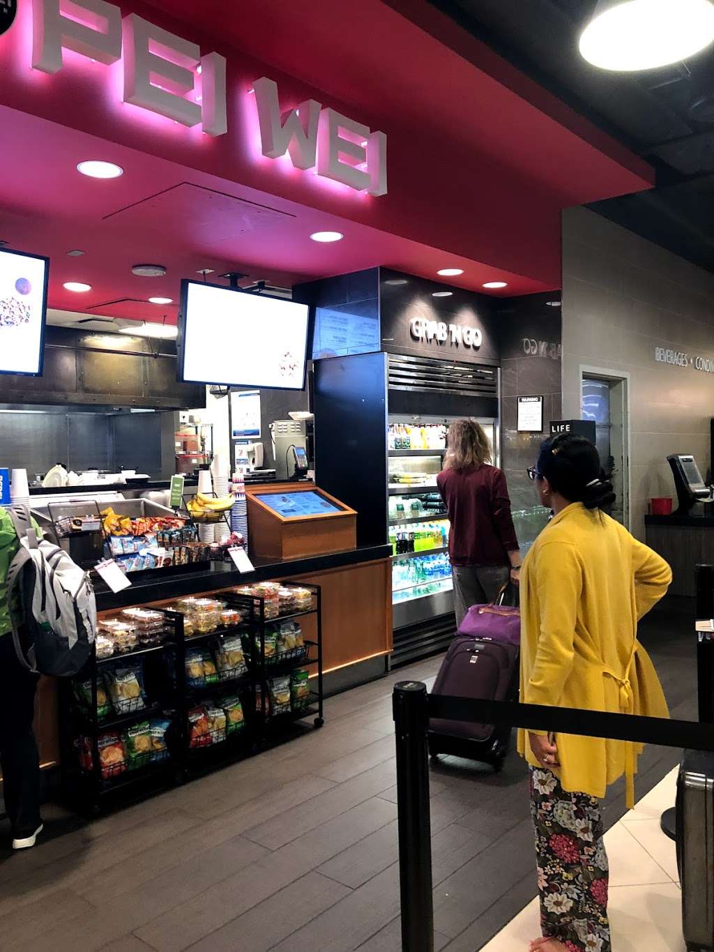 Pei Wei | 3588-3964 E Sky Harbor Blvd, Phoenix, AZ 85034, USA | Phone: (877) 325-8777