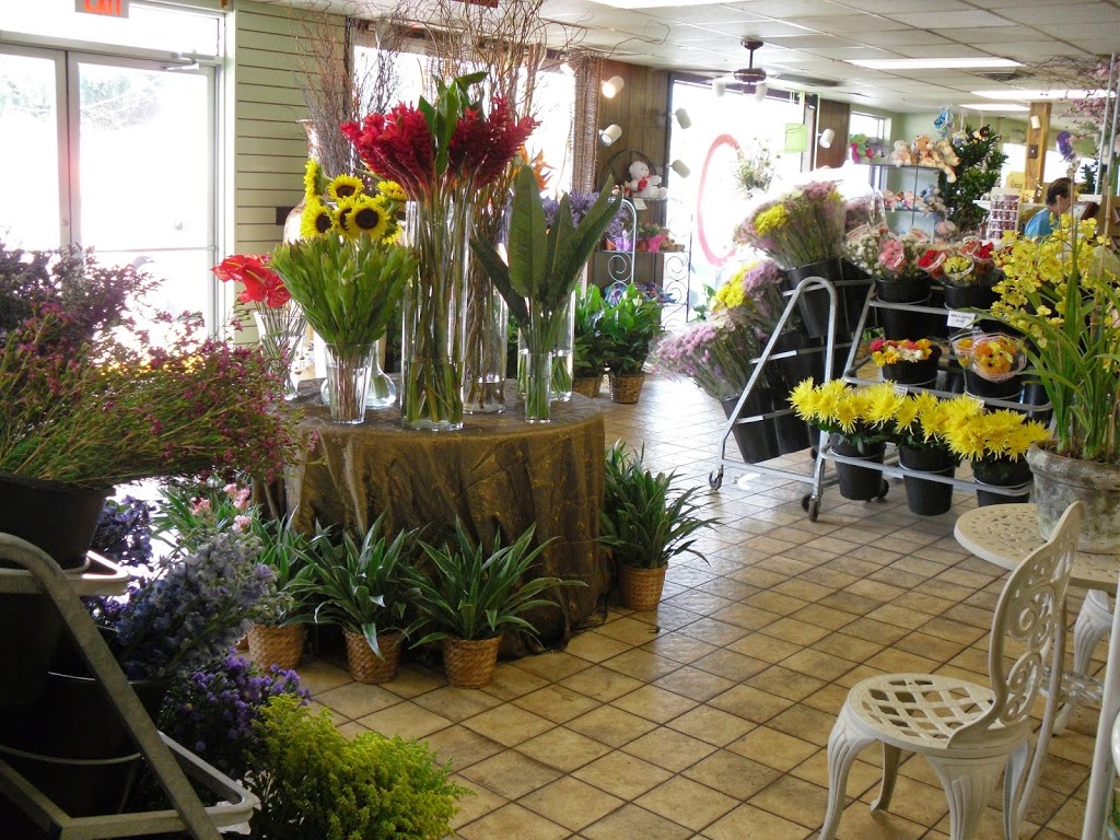 Jennies Flowers | 2730 W Columbus Dr, Tampa, FL 33607, USA | Phone: (813) 471-1111