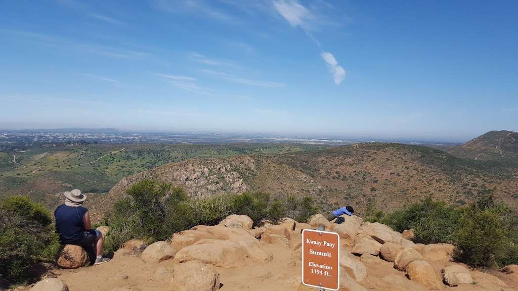 Kwaay Paay Peak | Mission Trails Regional Park, San Diego, CA 92119, USA | Phone: (619) 668-3281