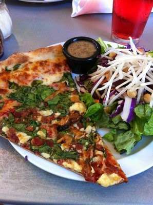 Lanesplitter Pizza & Pub | 2033 San Pablo Ave, Berkeley, CA 94702, USA | Phone: (510) 845-1652