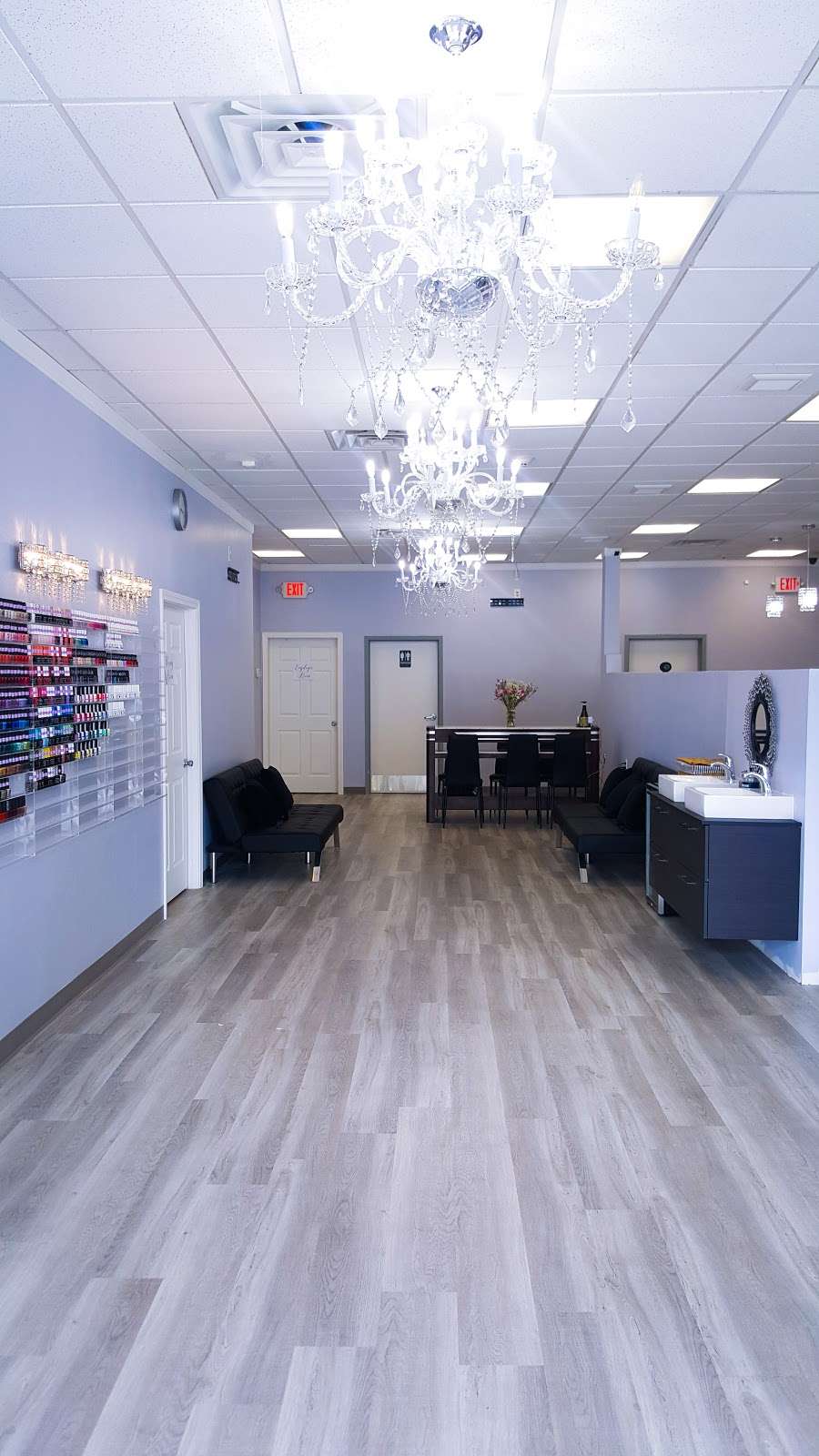 Flawless Nail Lounge & Spa | 138 Bridge St, Weymouth, MA 02191, USA | Phone: (781) 812-0858