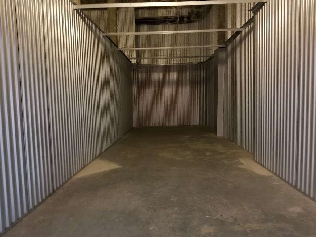 CubeSmart Self Storage | 2964 Shell Rd, Brooklyn, NY 11224, USA | Phone: (718) 373-0100