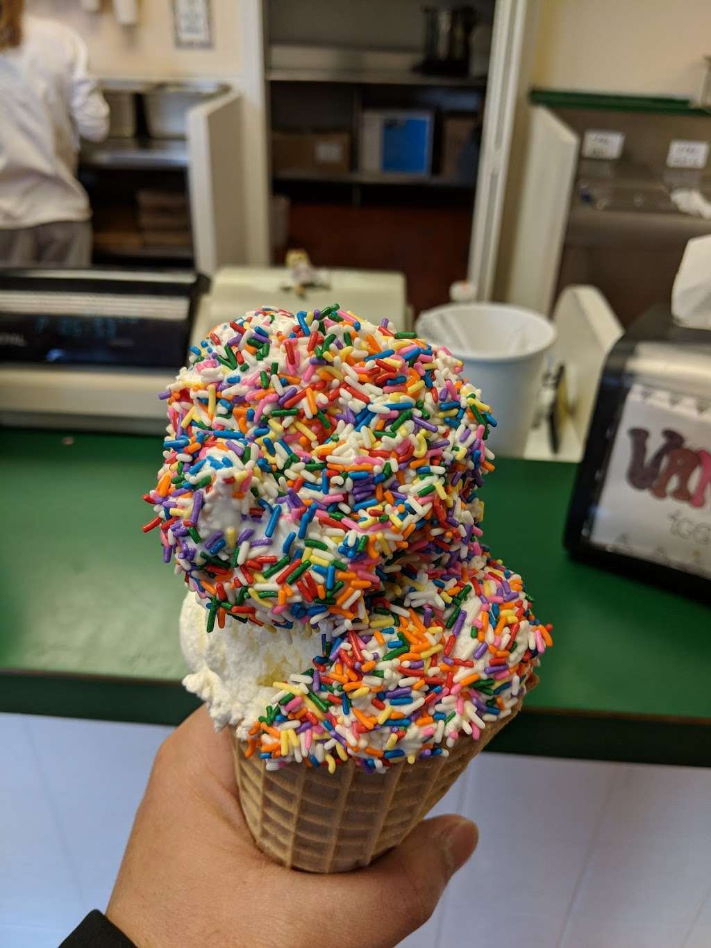 Van Dyks Homemade Ice Cream | 145 Ackerman Ave, Ridgewood, NJ 07450, USA | Phone: (201) 444-1429
